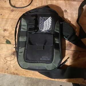 attack on titan messenger Shoulder Bag